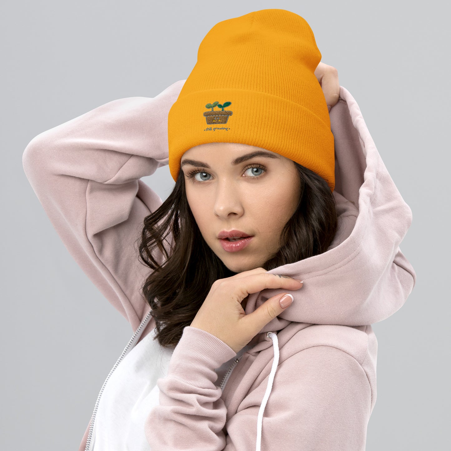 Umgeschlagene Beanie "STILL GROWING"