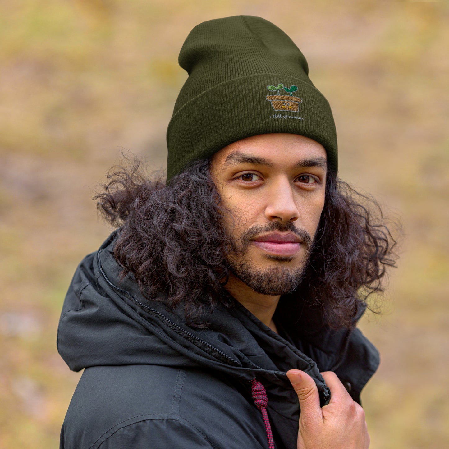 Umgeschlagene Beanie "STILL GROWING"